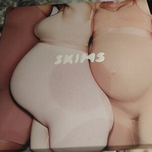 SKIMS Maternity Seamless Solutionwear Tights Sz S/M Ochre